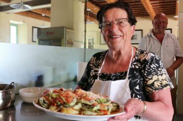 Pasta Grannies discovers ‘dollari’ pasta from Marche!