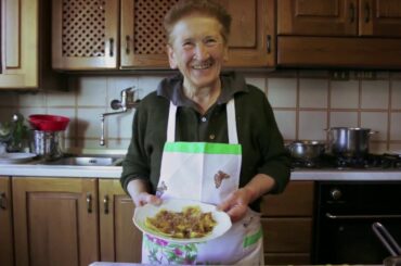 Pasta Grannies discover potato filled ravioli called Tortelli Di Mugello