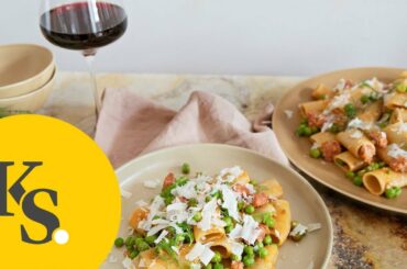 Pasta with Italian sausage, fennel, and peas | Italian cuisine made easy