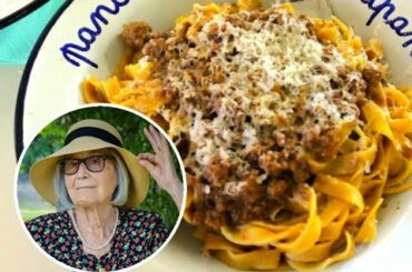 Pasta Grannies meet a fettuccine-making 89 year old Instagram star
