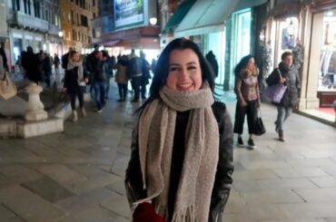 48 HOURS IN ITALY | venice, christmas squares & eating the best food