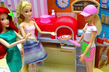 Barbie Cooking Italian Pizza Chef Ariel Rapunzel Play Doh Pizza Kitchen Set up Unbox Daily