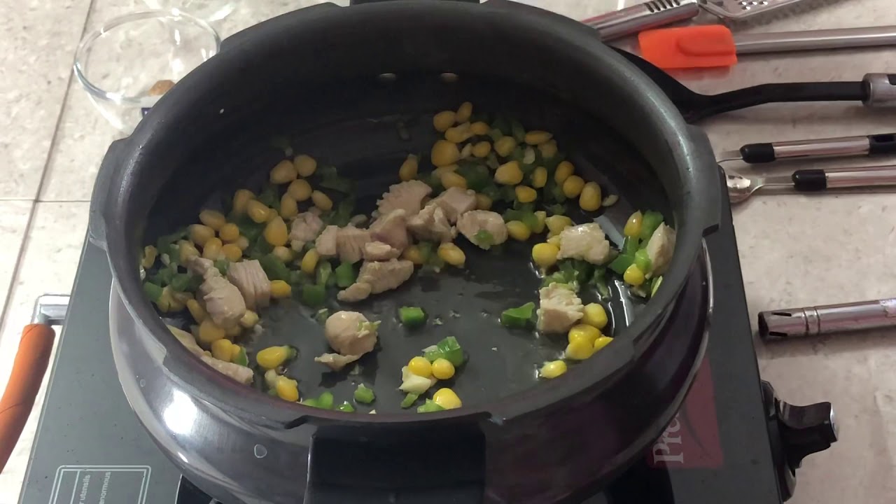 White sauce pasta ( in Tamil ) White sauce pasta ( in Tamil )