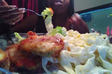 Carrabbas Italian Grill  Mukbang