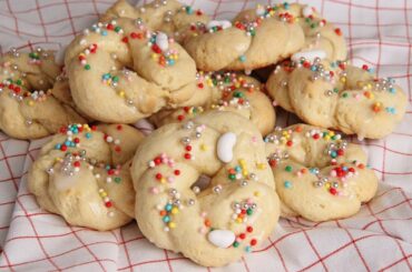 Italian Easter Cookies | Episode 1243