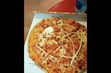 #Food  Mi piace la pizza🍕 italian pizza 💓😋😋😋