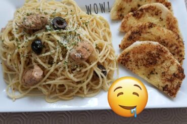 Spaghetti Aglio e Olio (garlic & oil ) Italian