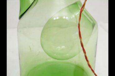 VINTAGE HAND BLOWN ITALIAN GREEN GLASS WINE DECANTER PITCHER w/ ICE CHAMBER CORK