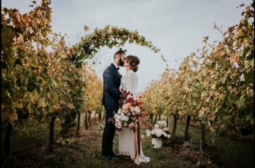 Elopement in the vineyard || S + G Wedding in Italy @Merumalia Wine Resort