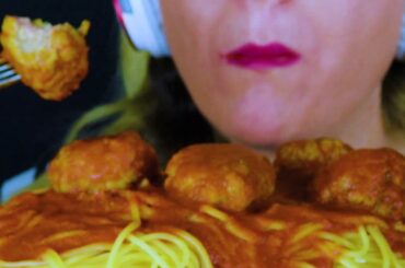 ASMR ITA SPAGHETTI AL SUGO E POLPETTE(EATING SOUNDS) ITALIAN MUKBANG