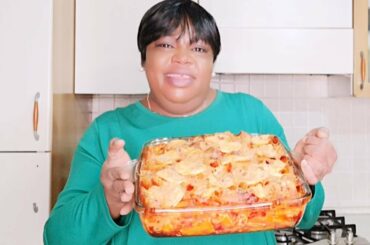 How To Make Baked Pasta! (A Delicious Italian Recipe: Pasta Pasticciata!)