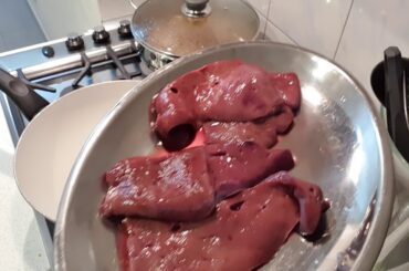 easy cooking/lutong bahay, (Beef Angus) with curry & italian Beef liver..