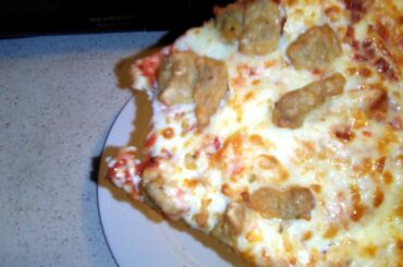 Little Caesars $5 Dollar CHEESE AND SAUSAGE PIZZA