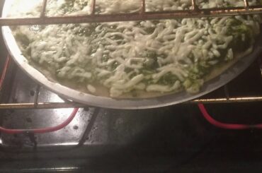 Pesto Pepperoni Pizza RICH MOZARELLA Cheese