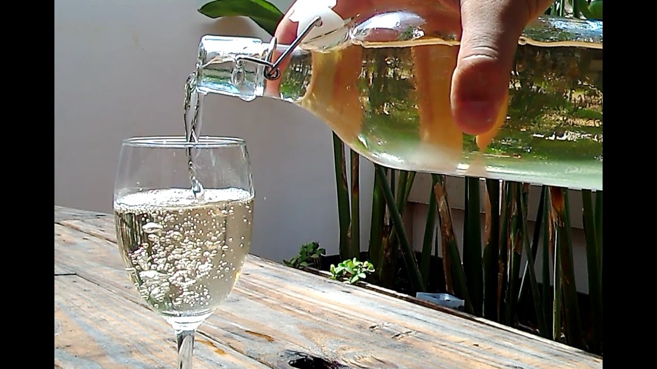 Sparkling rice wine homemade Sparkling rice wine homemade