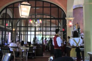 Via Napoli Disney Dining Review