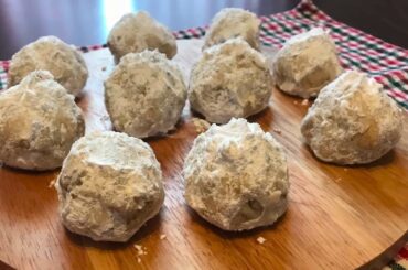 Italian Christmas Cookies  -  (6 Ingredients) AKA Snowball/Mexican Cookies