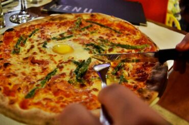 IS THIS THE BEST PIZZA WE'VE EVER HAD? | Daily Travel Vlog 106, Le Marche, Italy, HD