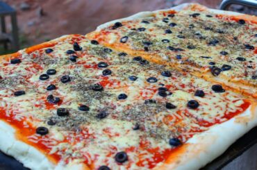 LARGE SPICY CHEESE PIZZA | INDIAN COOKING | GRAND HOT CHEESE SPICY PIZZA