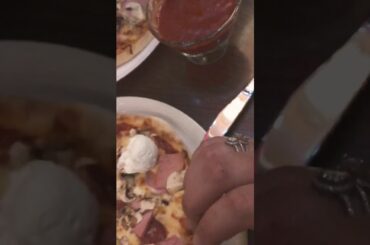 Pizza Istanbul 🍕🍕🍕