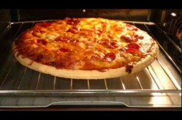 #1780  -  COSORI Air Fryer OVEN  /  Home Run Inn PIZZA