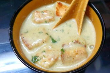 Italian Garlic Soup with Croutons