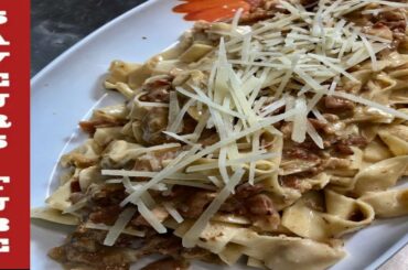 White Wine Sauce with French T.V. Chef Julien from Saveurs Dartmouth U.K.