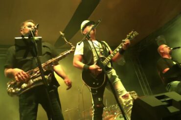 JOEL at the Catalina Wine Mixer - Scenes From An Italian Restaurant