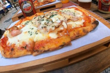 Italian pizza and designer shops| Valencia, Spain