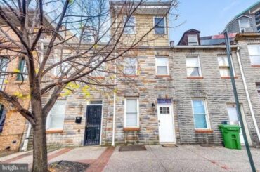 915 Eastern Avenue Baltimore, MD 21202 - Home for rent