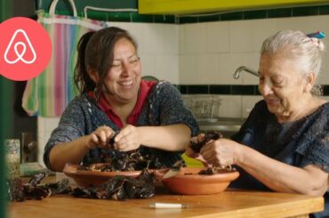 Calling All Home Cook Heroes | Airbnb Experiences | Airbnb