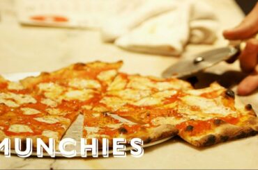 The Pizza Show: Extra Slice - Dueling Pizzas