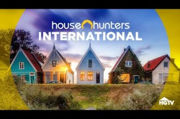 A Newlywed Getaway in Guardia