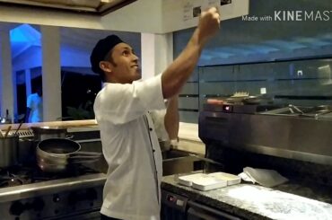 How to make Cheese pizza at Italian restaurant