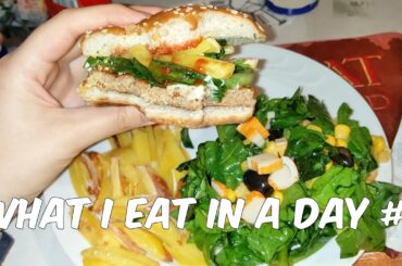 What I eat in a day as an Italian College Student!