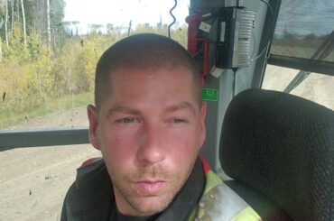 Dirt City Lunchbox- Dog Food Letdown, italian hero swoops in edition