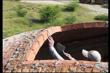 Impressively skilled bricklayers, Vault construction.