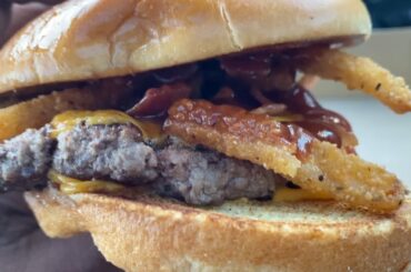 McDonald's NEW Bacon BBQ Burger Review