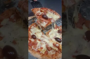 Home made pizza (first time) @jamie oliver recipe