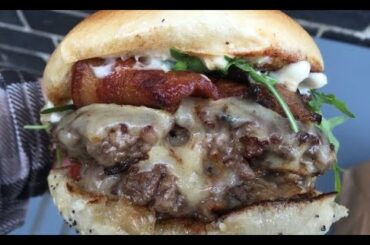 DIRTY CHEESE BURGER GRILLED BEEF & MELTING CHEESE BACON HOT SAUCE CHIPS BEST LONDON STREET FOOD