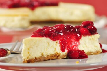 Ricotta Cheesecake With Cran-Raspberry Sauce Recipe Demonstration - Joyofbaking.com