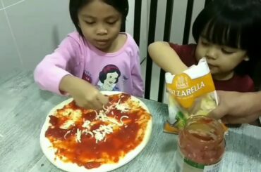Easy Peasy Pizza Homemade by Nufah & Nuha