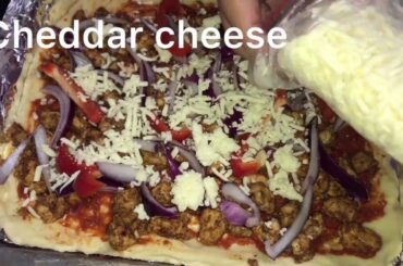 QUICK HOMEMADE PIZZA RECIPE |