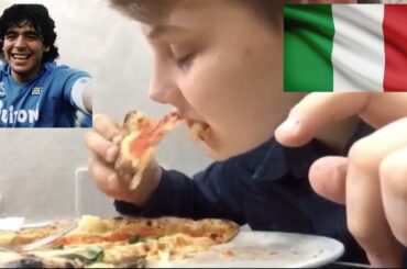 Eating Italian Pizza 🍕 in Naples (Italy)