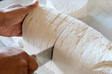 Thai Food - MAKING RAINBOW NOODLES Shrimp Curry Bangkok Seafood Thailand