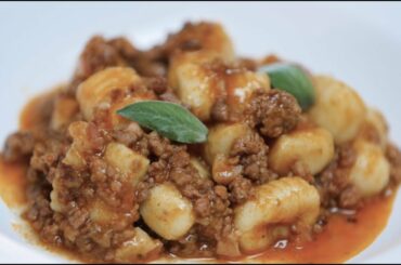 Italian Potato Gnocchi | How To | La Cucina Italiana USA