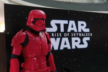 Star Wars: Rise of the Skywalker Opening Night At Disneyworld on My Birthday | No Spoilers