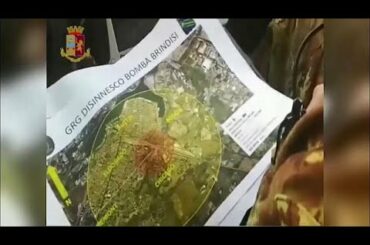 Italy: WWII bomb removal forced thousands to leave