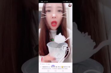 Her crushed & hard ice eating ❄️❄️❄️