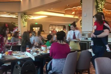 Topolino’s Terrace Breakfast!